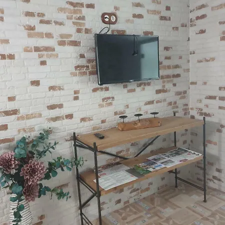 Apartamentos Hostal Cabanas * Carboneras de Guadazaon